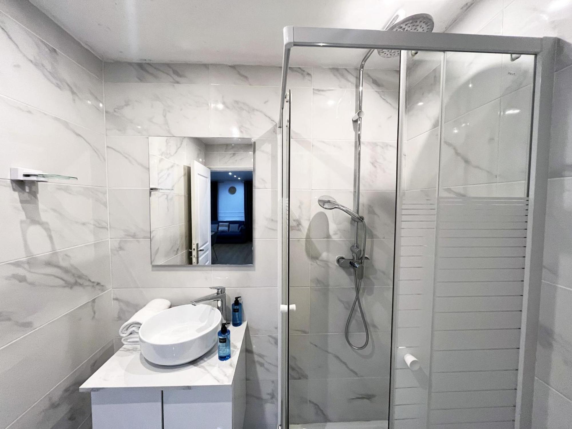 Urban Flat 17 - Pretty 3 Bdr Flat In Paris Montorgueil Apartment ภายนอก รูปภาพ